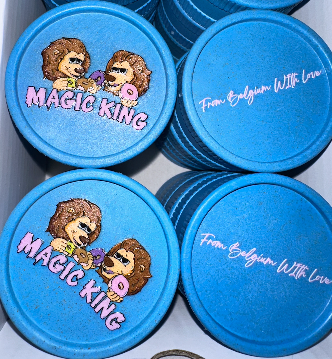 Magic King Blue Hemp Grinder - Lions Donuts