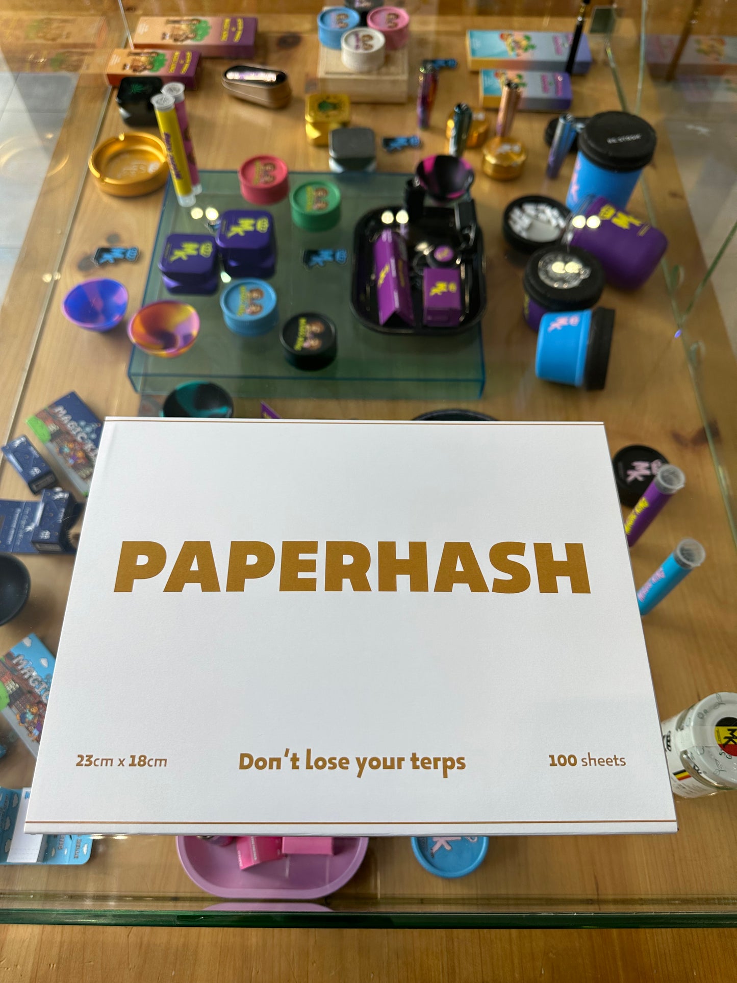 Papier professionnel pour Hashish (Cure) - HASHPAPER 100x feuilles (23cm x 18cm)